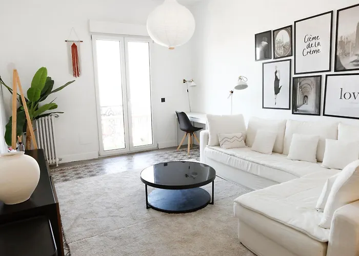 Great views-Luxury apartment in central Gran Vía.